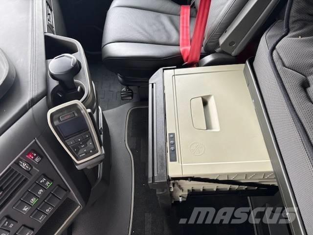 Volvo FH 540 AERO Camion a temperatura controllata