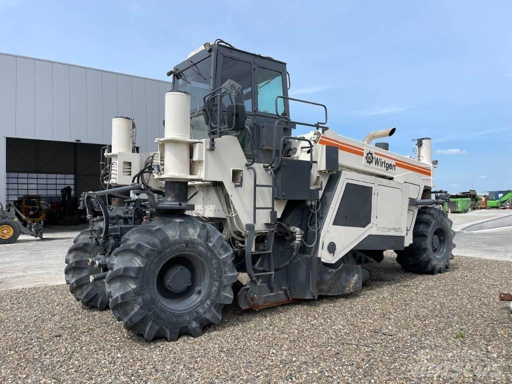 Wirtgen WR2500 Riciclatori d'asfalto