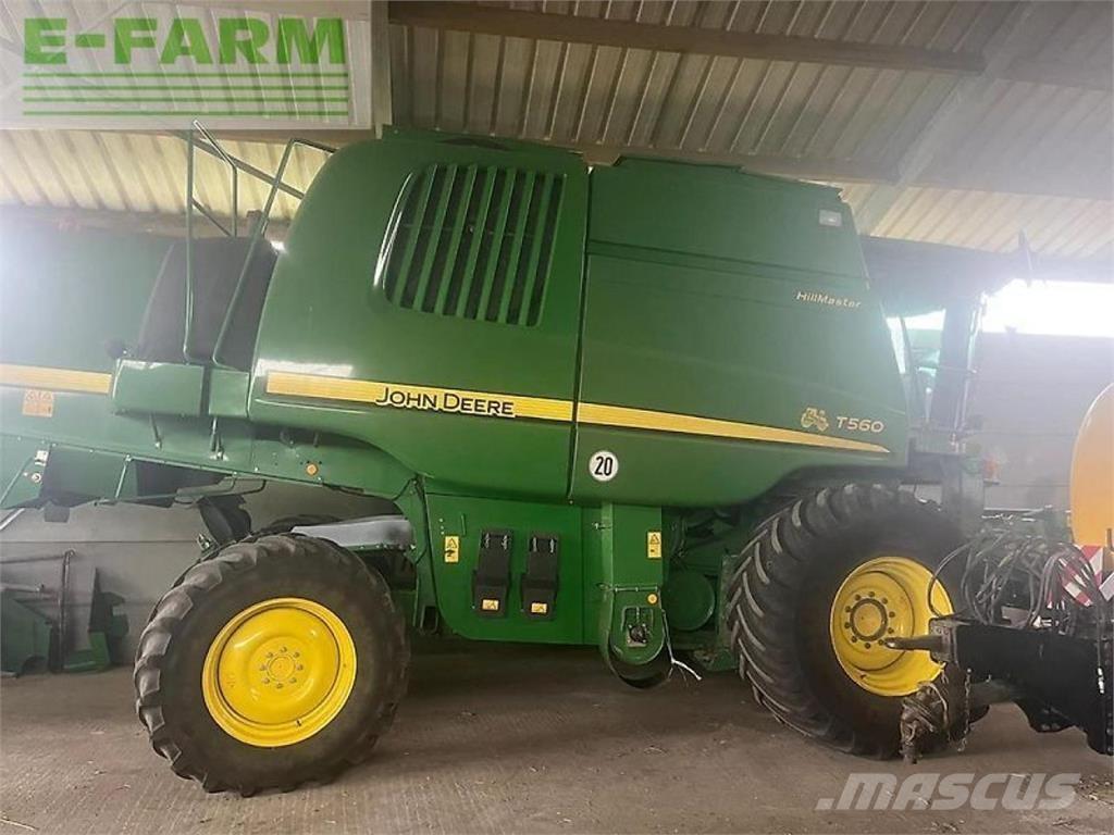 John Deere t560 hm Mietitrebbiatrici