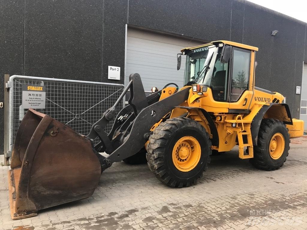 Volvo L90F Pale gommate