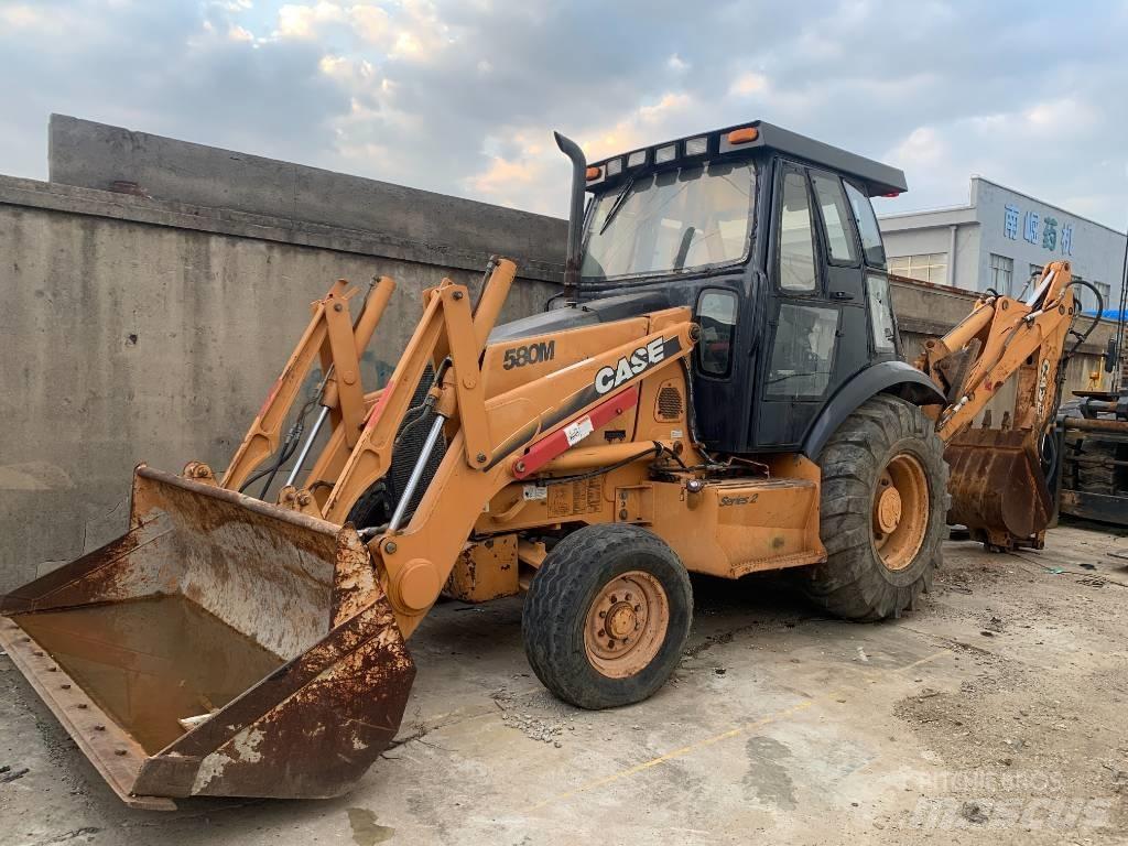 CASE 580 M Terne