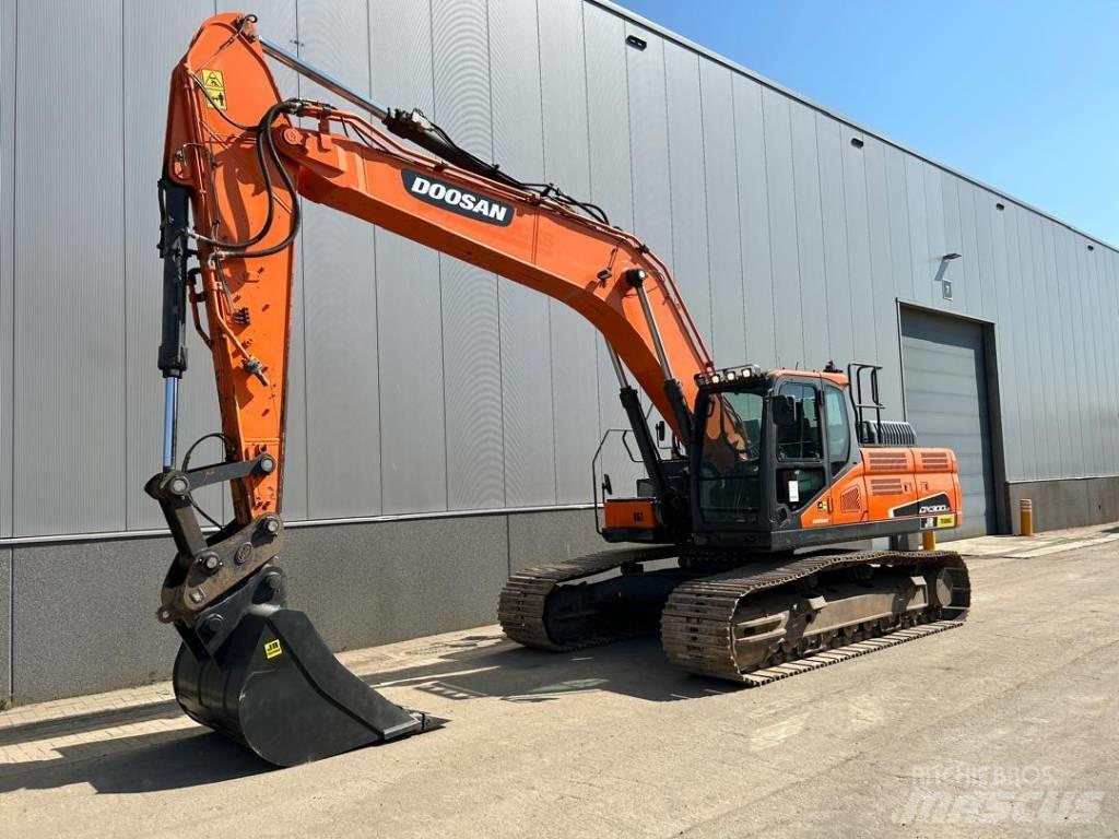 Doosan DX 300 LC-5 Escavatori cingolati