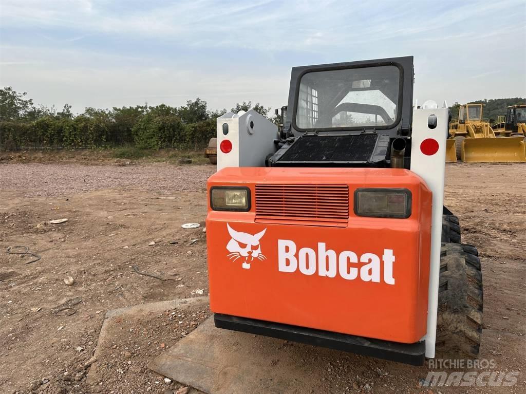 Bobcat S 300 Mini Pale Gommate