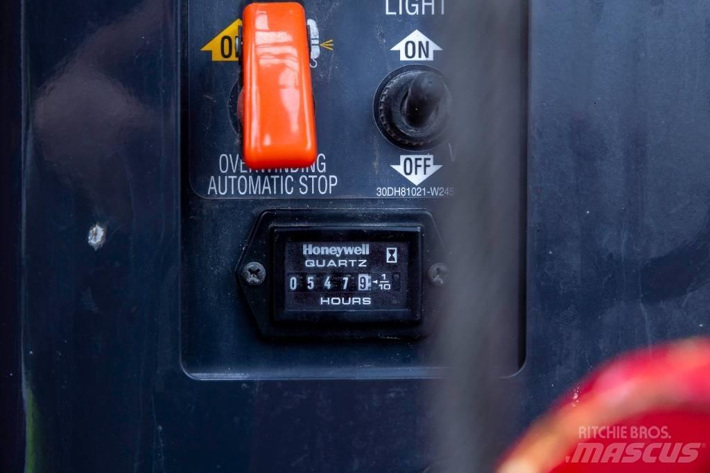 Unic URW-245 Mini gru
