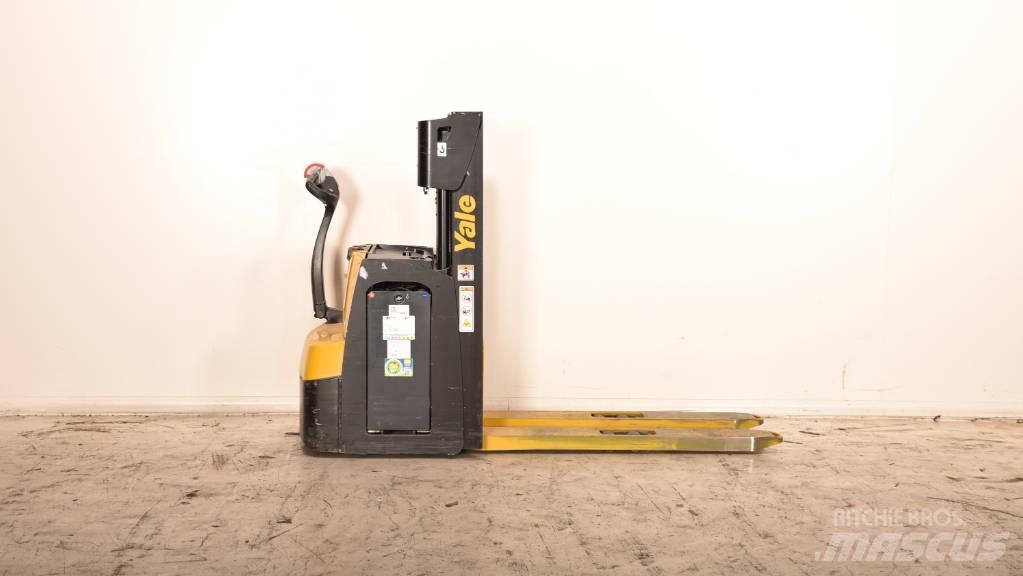 Yale MS20 Transpallet uomo a terra