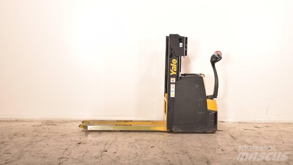 Yale MS20 Transpallet uomo a terra