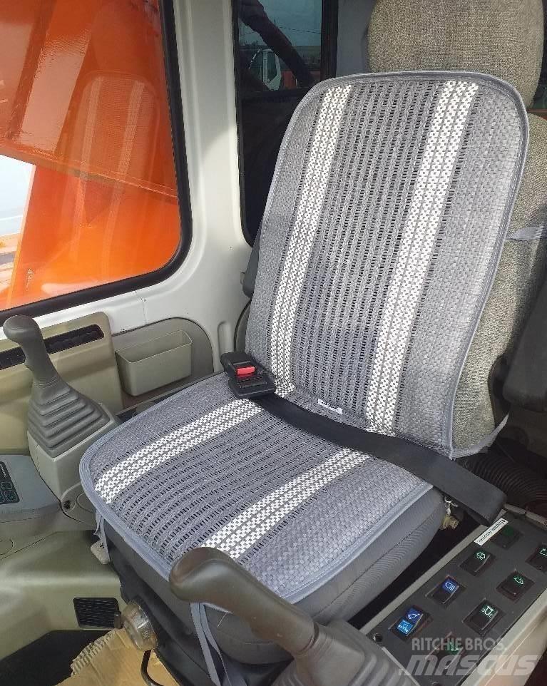 Daewoo 520 LCV Escavatori cingolati
