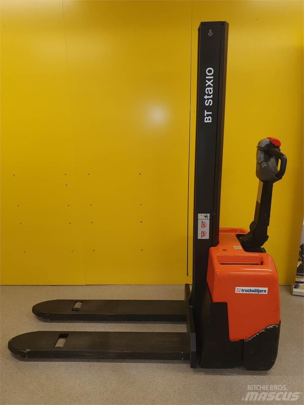 BT HWE100 Transpallet uomo a terra