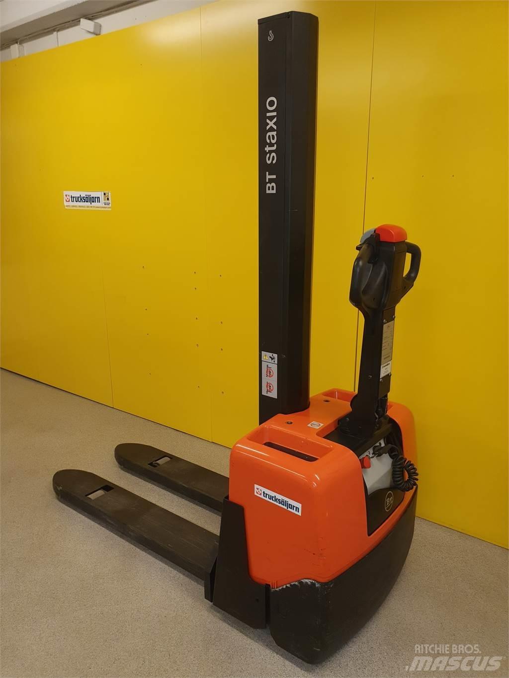 BT HWE100 Transpallet uomo a terra