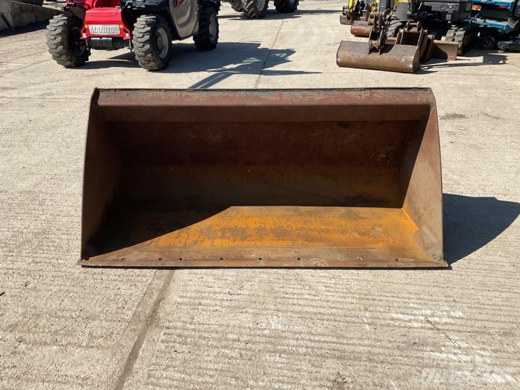 Rhinox 6ft bucket Benne