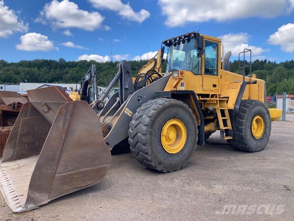 Volvo L 180 E Pale gommate