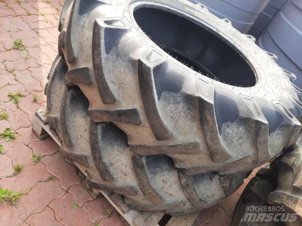 BKT 14.9-28 2 kpl Pneumatici, ruote e cerchioni