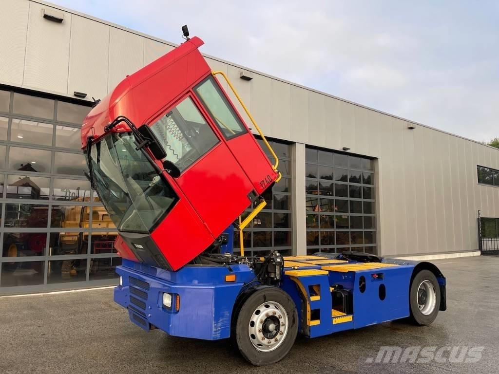Kalmar T 2 Trattori portuali