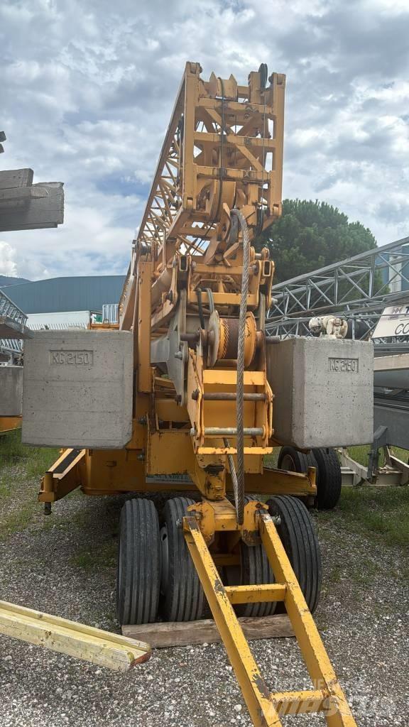 Potain HD 40 A Gru automontanti