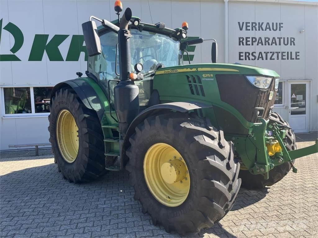 John Deere 6215R Trattori