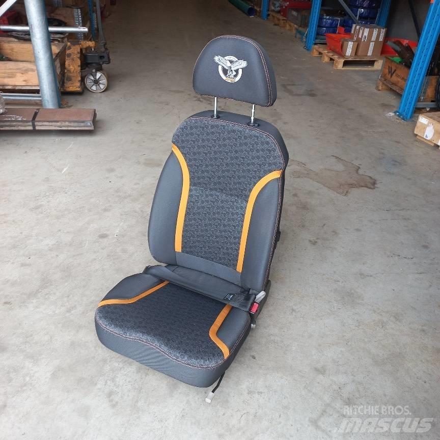 CASE CX210E stoel Cabine e interni