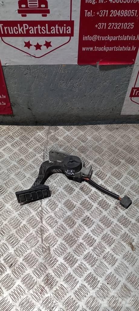Volvo FH 13   3980492 Cabine e interni
