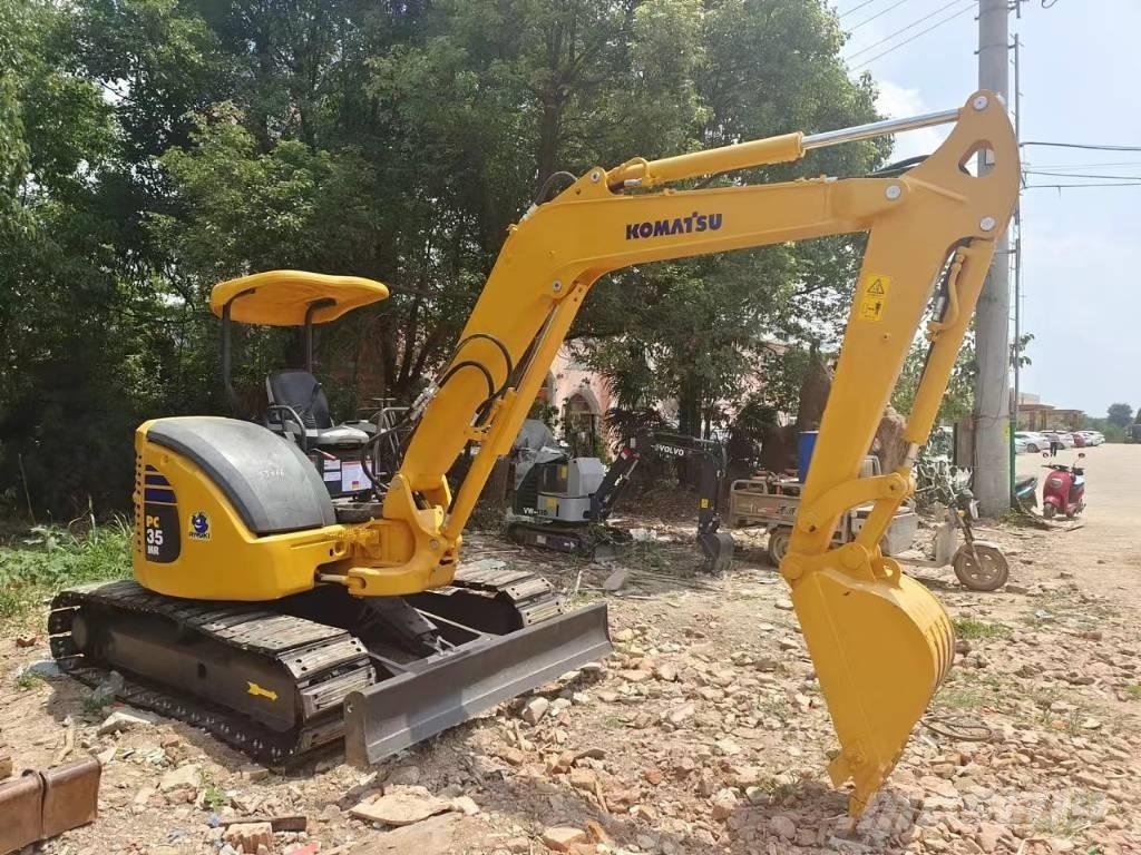 Komatsu PC35 Miniescavatori