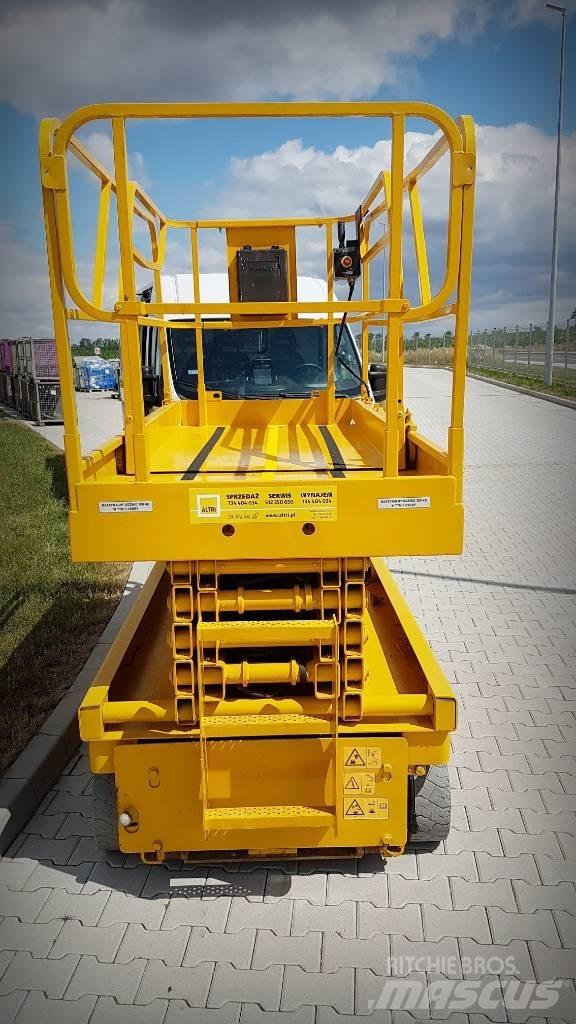 Haulotte Compact 12 Piattaforme a pantografo