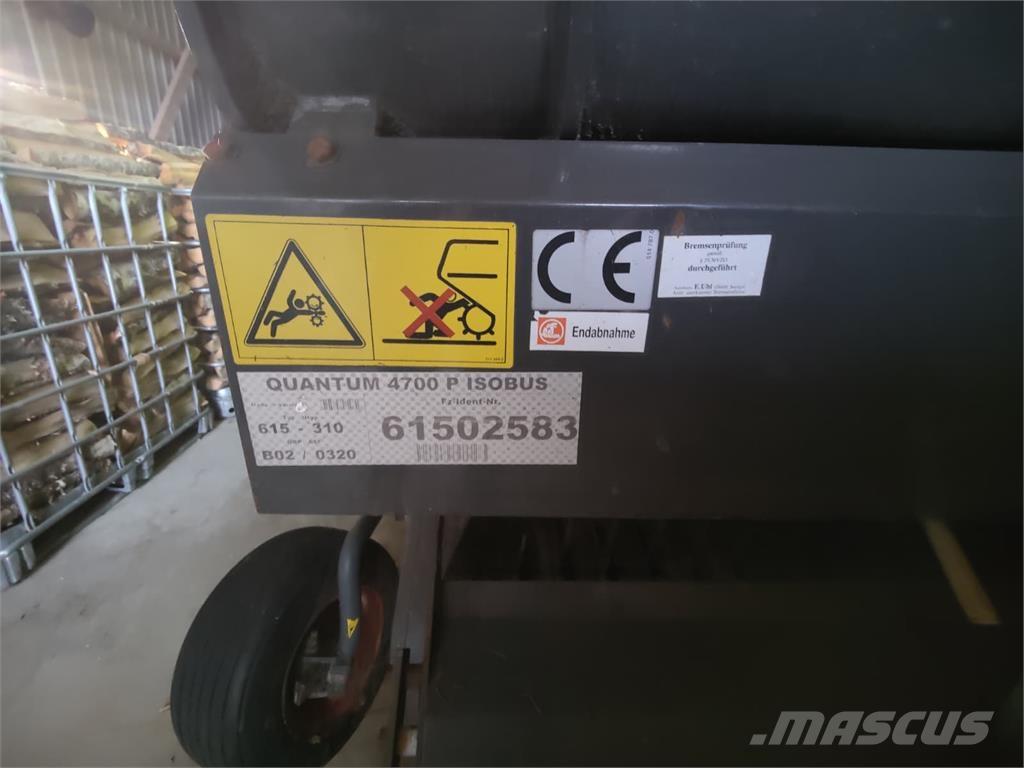 CLAAS Quantum 4700 Rimorchi autocaricanti