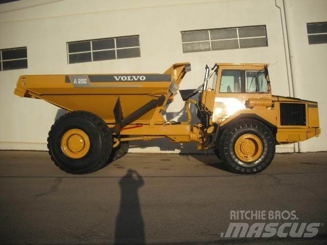 Volvo A 25 C   4x4 Dumpers articolati