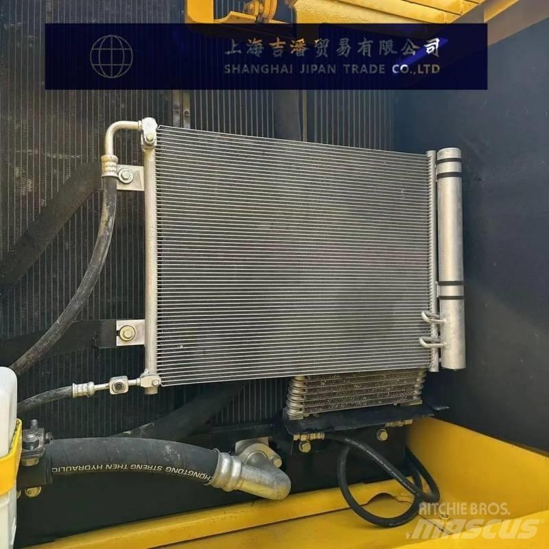 Komatsu PC 220 Escavatori cingolati