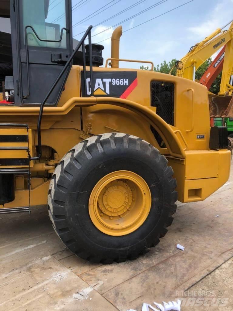CAT 966H Pale gommate