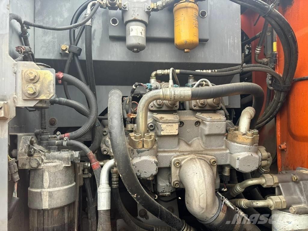 Hitachi ZX140 W-3 Escavatori gommati