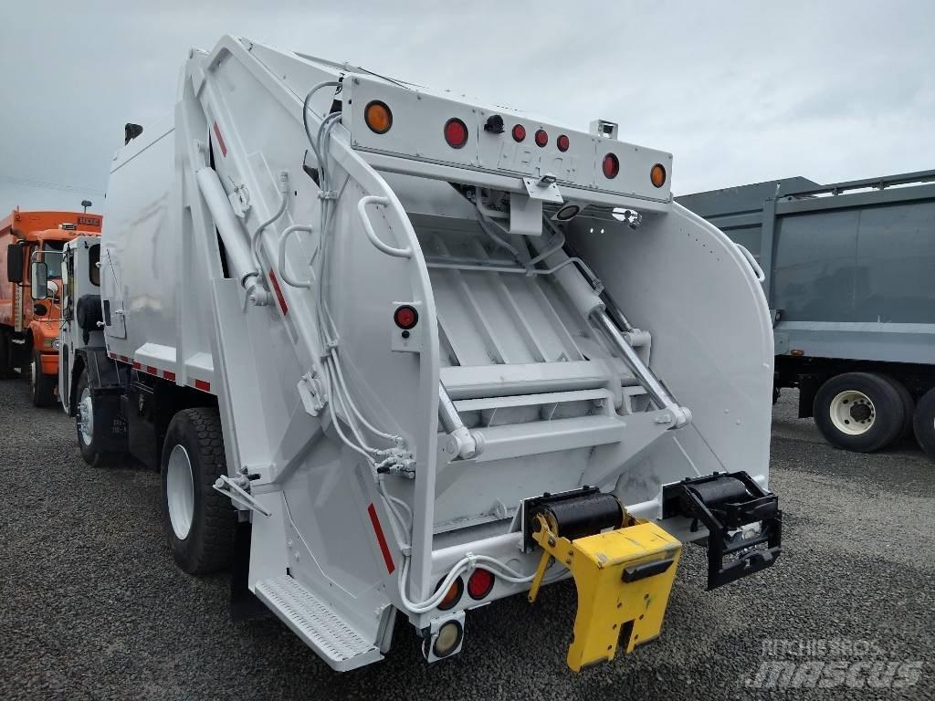 CCC LOW ENTRY Camion dei rifiuti