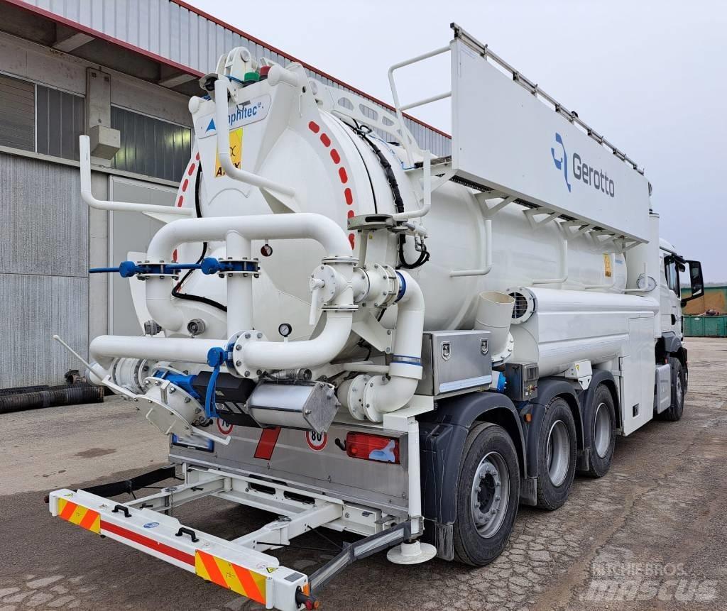 Amphitec Vortex 9000 Camion autospurgo