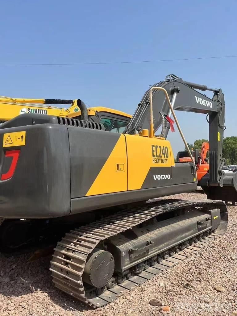 Volvo EC 240 Escavatori cingolati