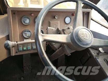 CAT 966 F Pale gommate