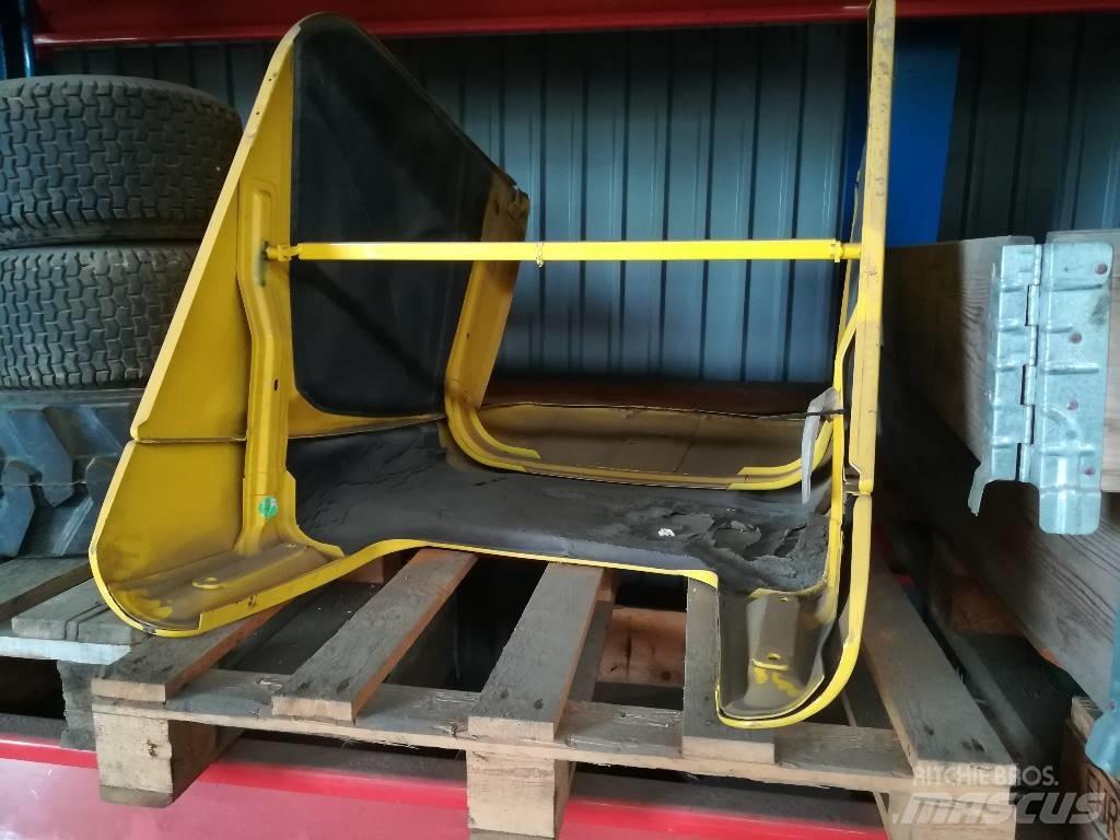 New Holland B 115 Motori