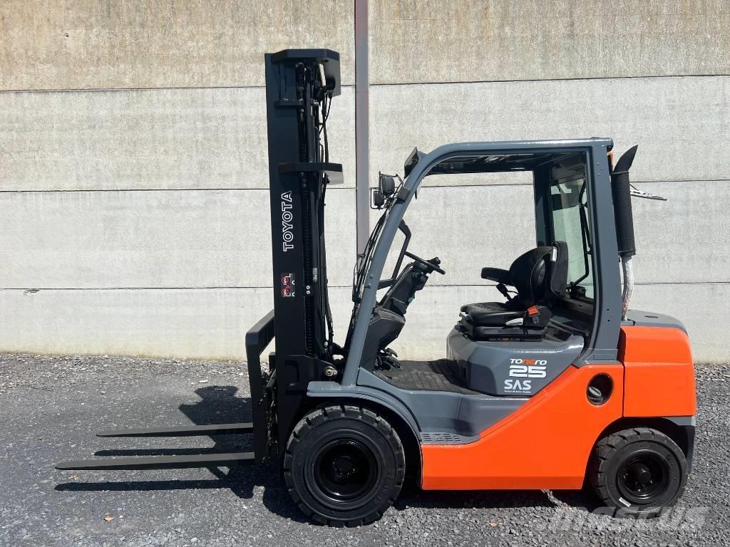 Toyota 02-8 FDF 25 Carrelli elevatori diesel