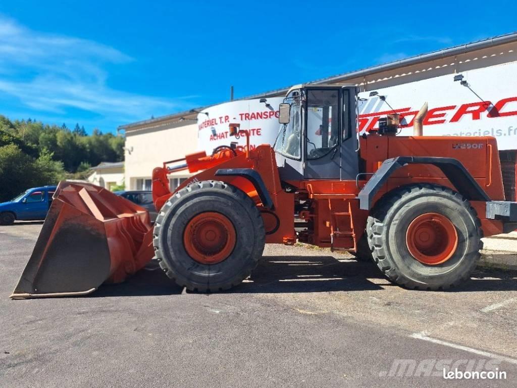 Hitachi LX 290 E Pale gommate