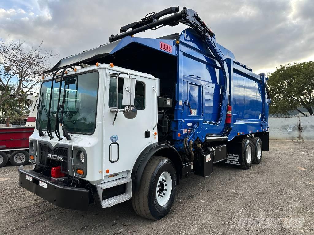 Mack MRU 613 Camion autospurgo