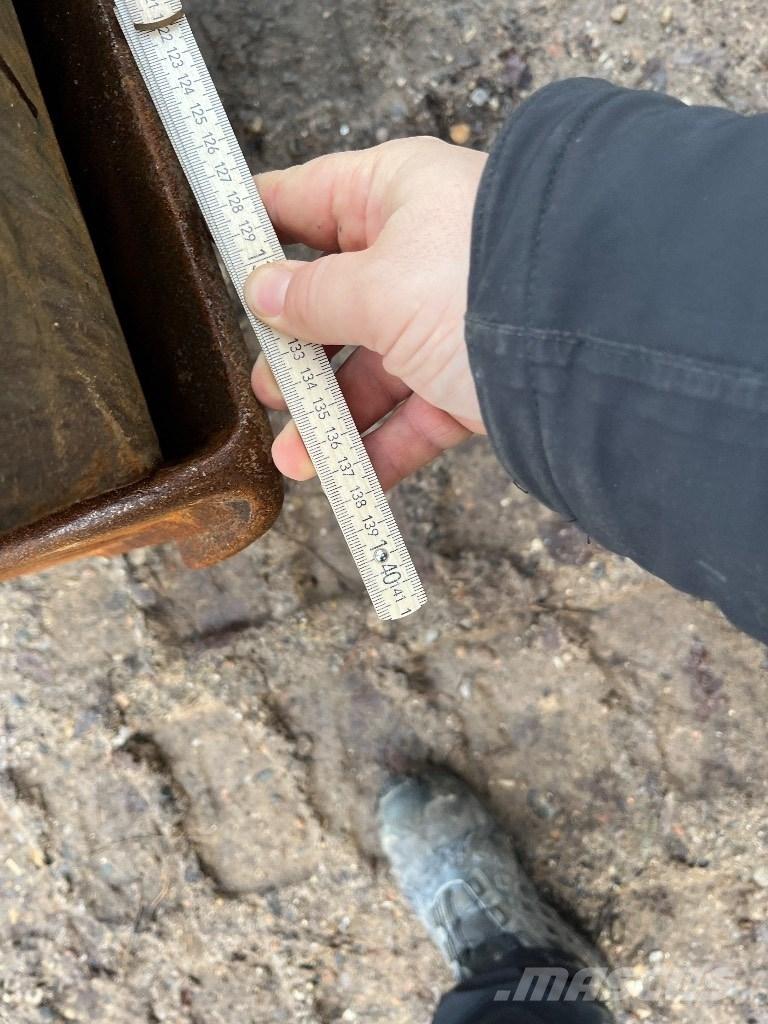 CAT 308 CR Escavatori medi 7t - 12t