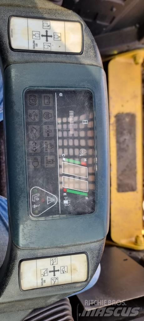 Komatsu CK 35-1 Mini Pale Gommate