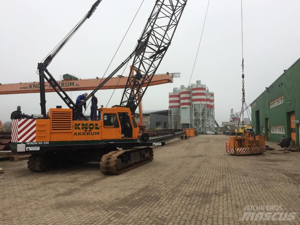 Hitachi KH 230-3 Gru cingolate