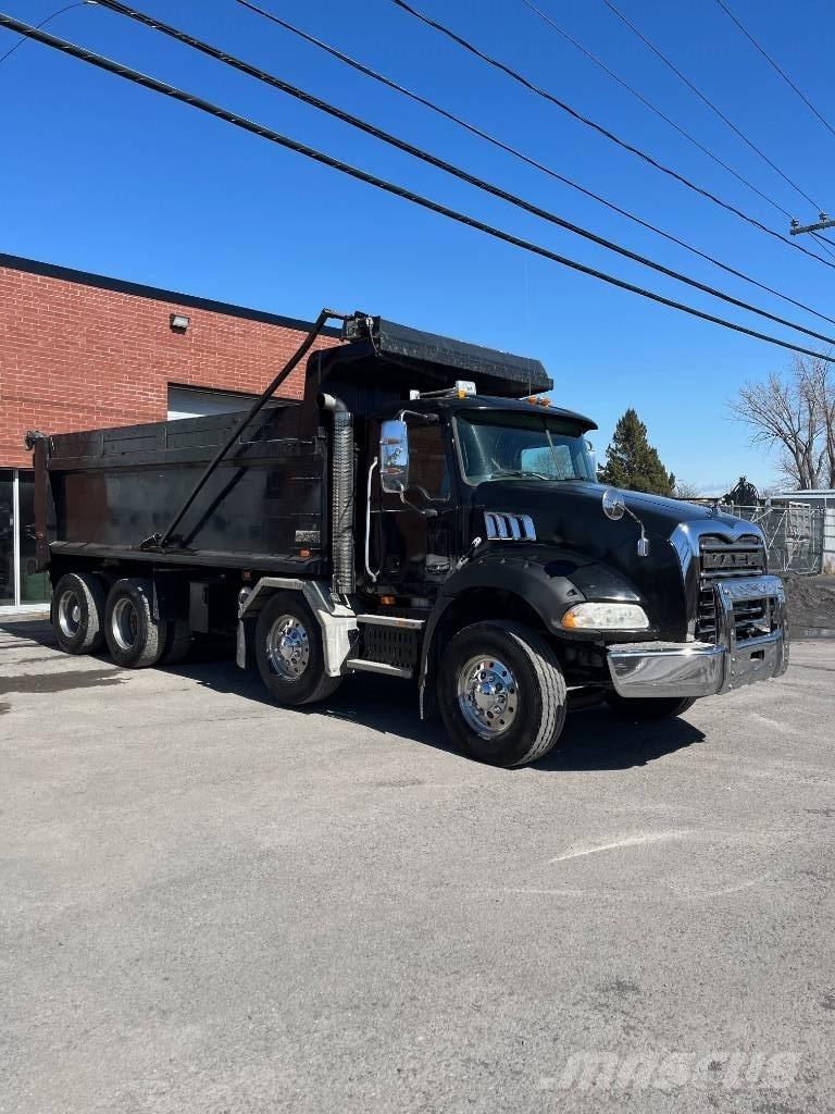 Mack GU813 Camion ribaltabili