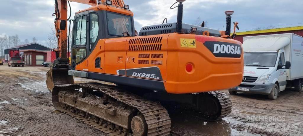 Doosan DX 255 LC-3 Escavatori cingolati