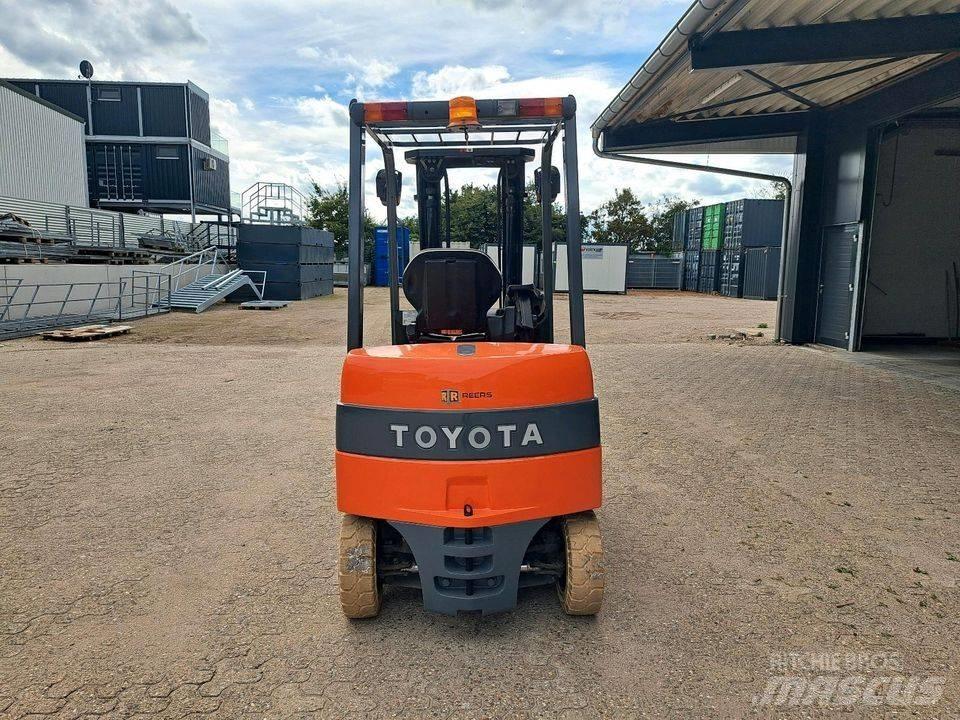 Toyota 7FBMF25 Costruzioni - Altro