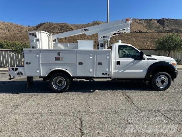 Ford F 450 Piattaforme autocarrate