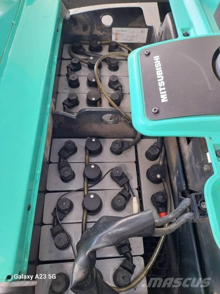 Mitsubishi PBV20N3 Carrelli elevatori bassi a piattaforma