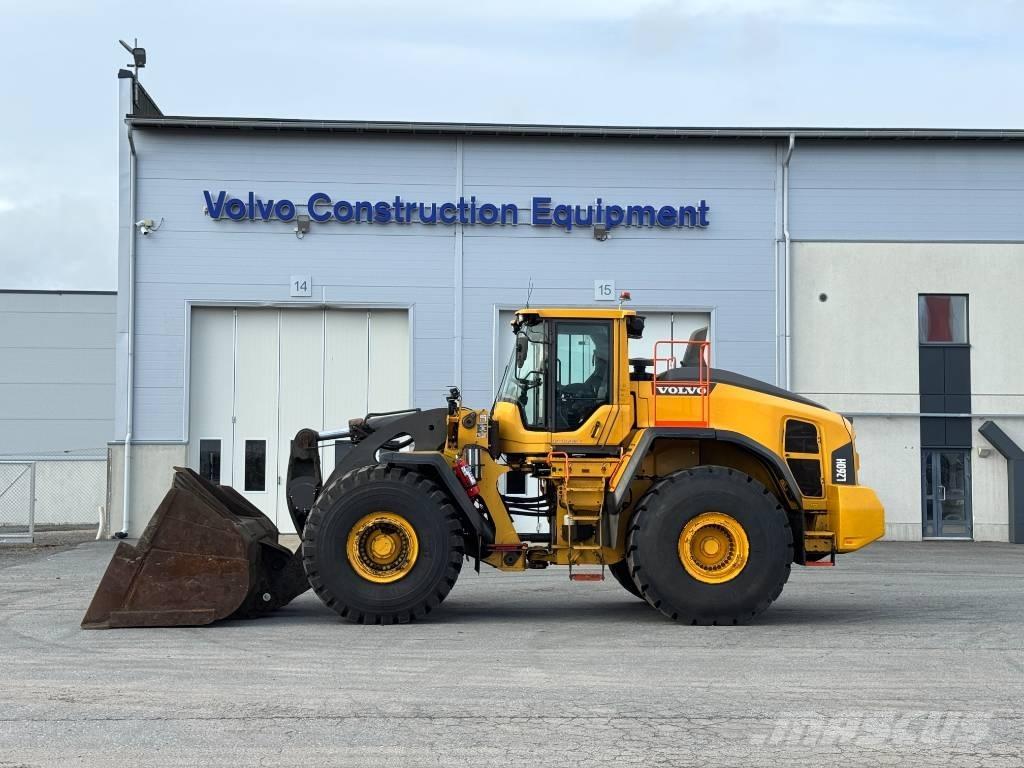 Volvo L 260 H Pale gommate