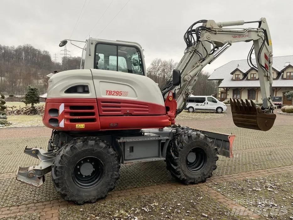 Takeuchi TB 295 Escavatori gommati