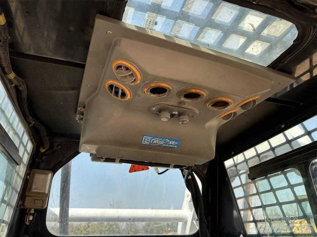 Bobcat S18 Mini Pale Gommate