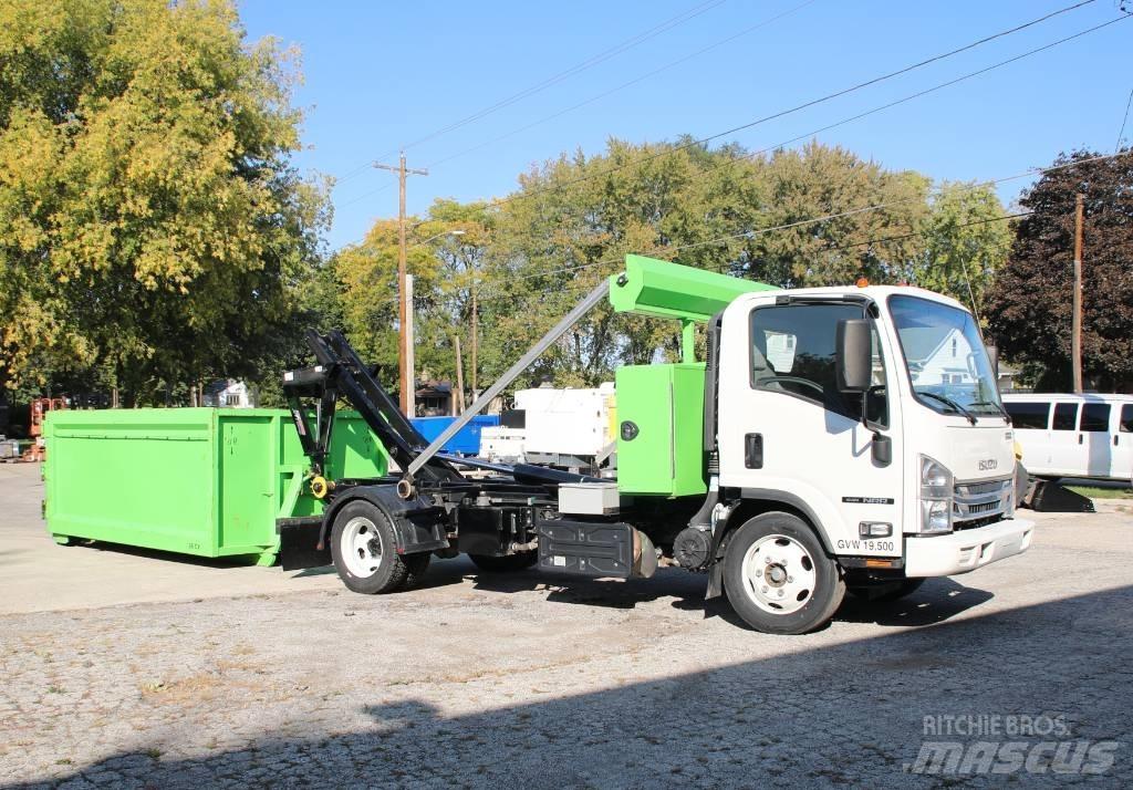 Isuzu NRR Camion con gancio di sollevamento
