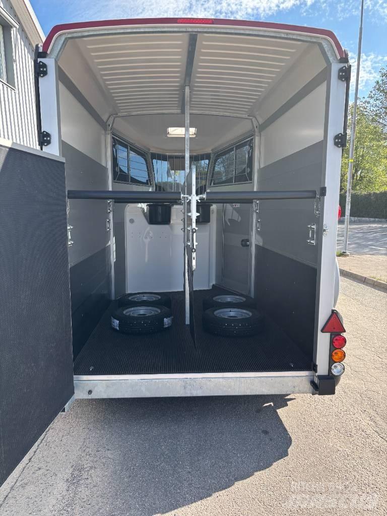 Ifor Williams HBX511 Rimorchi per trasporto animali