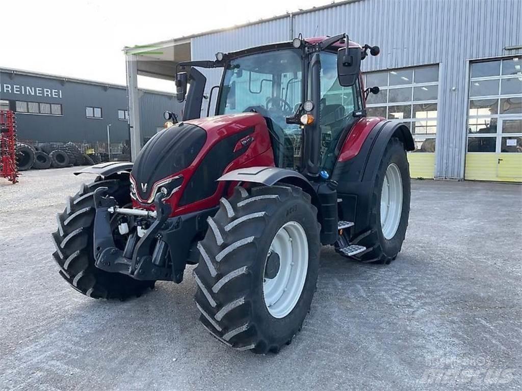 Valtra n155 Trattori